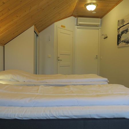 Marjoniemi Camping Hotel Hiidenniemi Ngoại thất bức ảnh